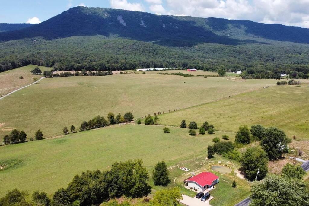 הוילה Holly Tree Retreat Located In Beautiful Luray, Va. מראה חיצוני תמונה